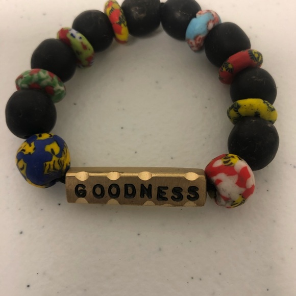 Bracelets - Picture 6 of 8